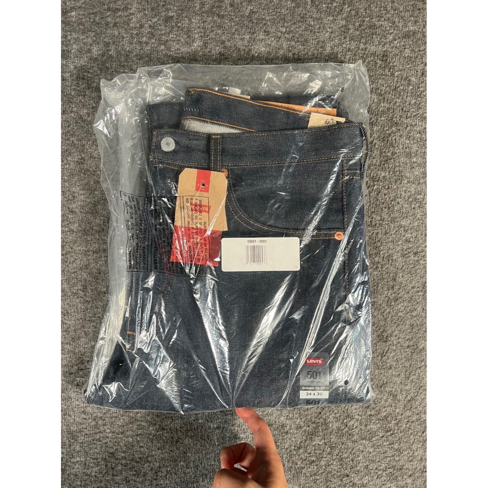 Levis 501 Original Shrink to Fit Mens Jeans Raw Denim 501-0000 Indigo 34x30 NEW